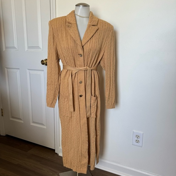 St. John Collection Yellow Cardigan Size 10 - Picture 1 of 8